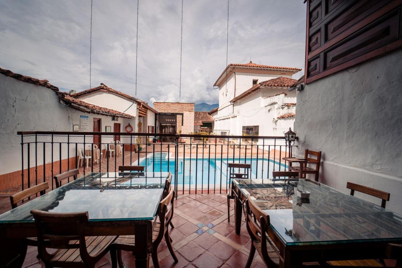 Hosteria De La Plaza Menor サンタ・フェ・デ・アンティオキア エクステリア 写真